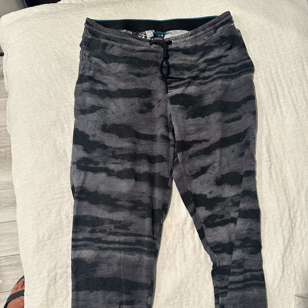 Men’s Stance, Shelter Jogger w Butter Blend. Size XL. Color black and grey